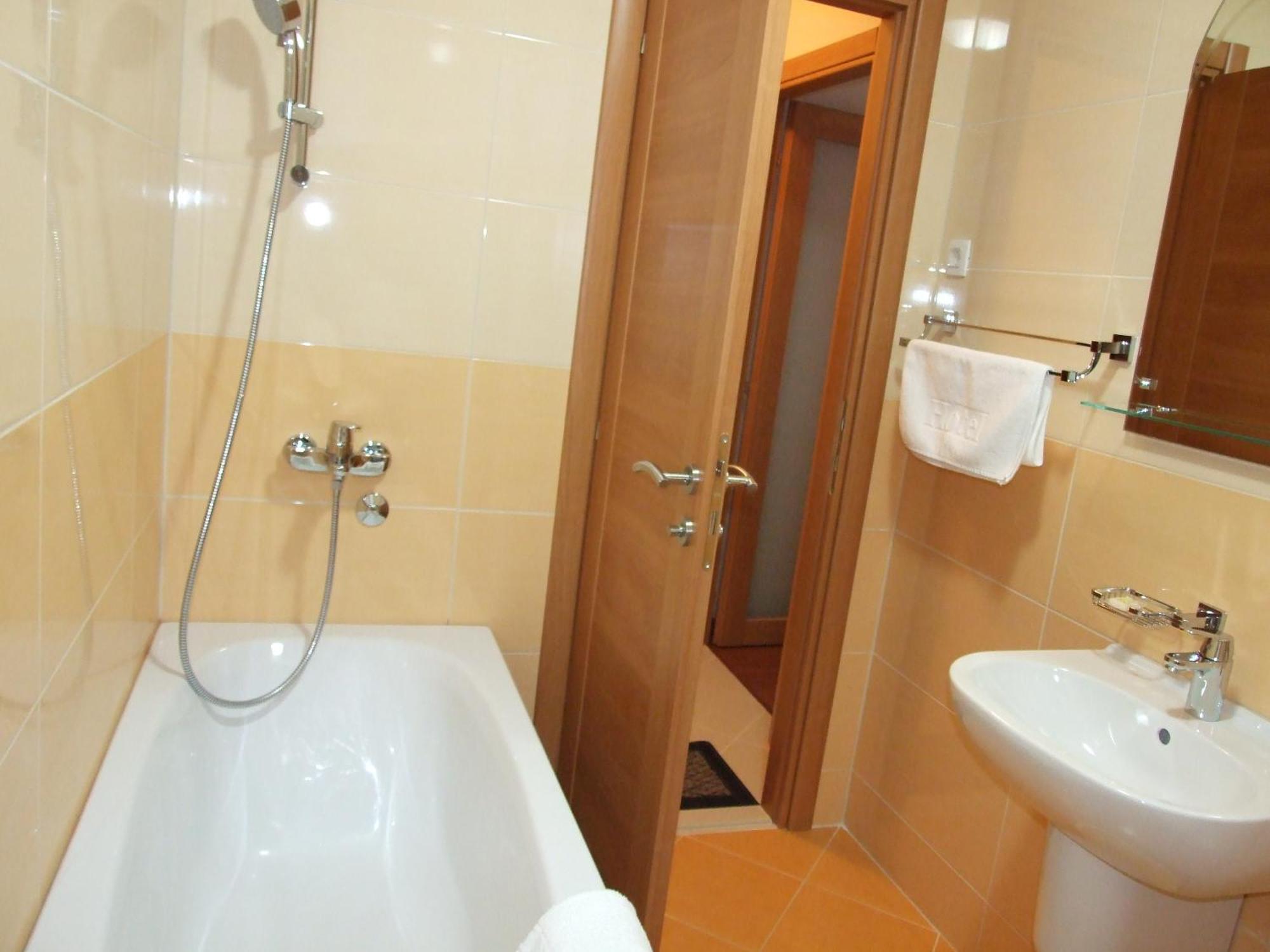 Apartments Oaza 2 Petrovac Стая снимка