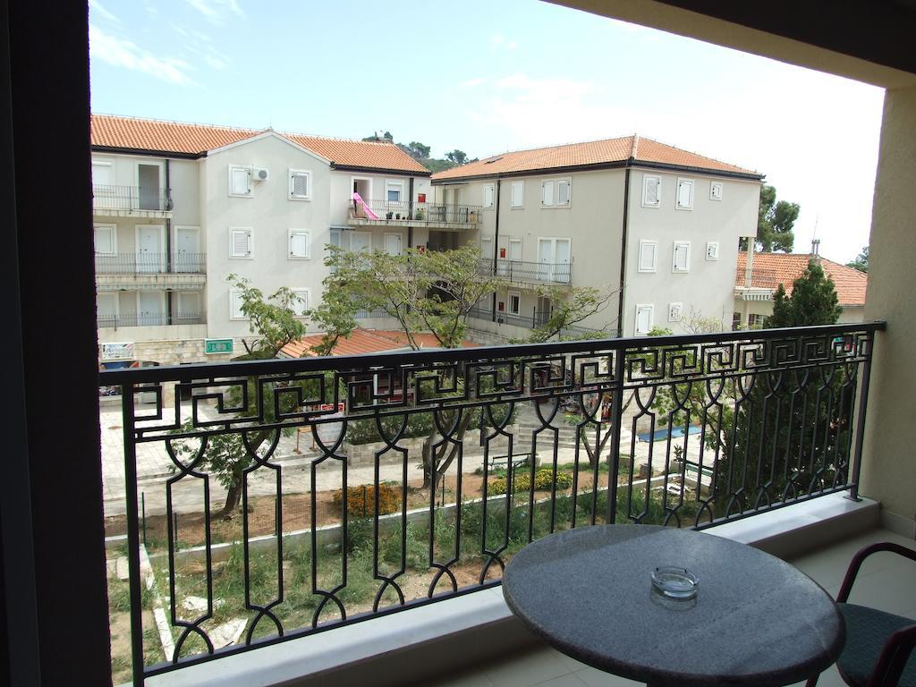 Apartments Oaza 2 Petrovac Стая снимка