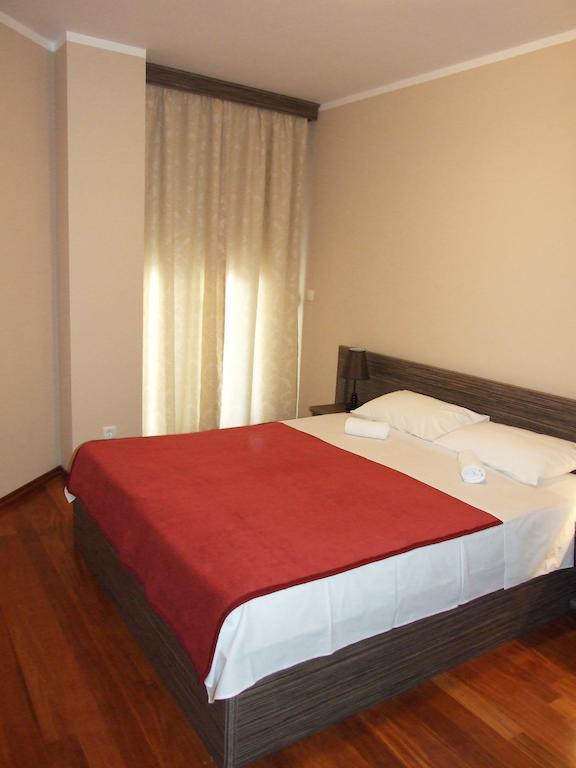Apartments Oaza 2 Petrovac Стая снимка