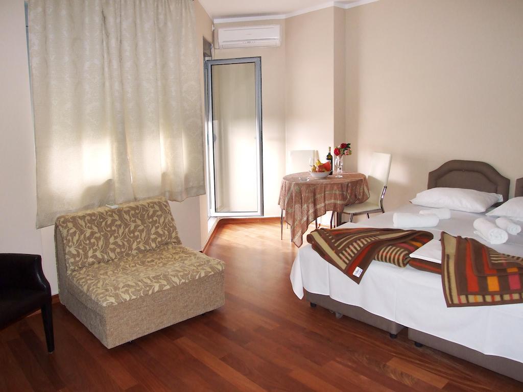 Apartments Oaza 2 Petrovac Стая снимка