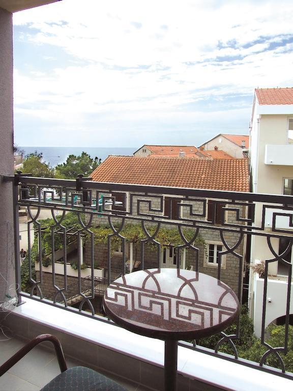 Apartments Oaza 2 Petrovac Екстериор снимка